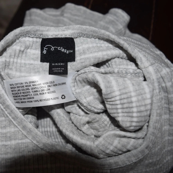 ART CLASS Gray and White Short Sleeve Dress Size - S 6/6X - Picture 4 of 4